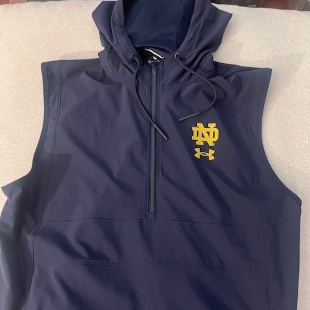 NWOT Notre Dame Under Armour Sleevless Hoodie